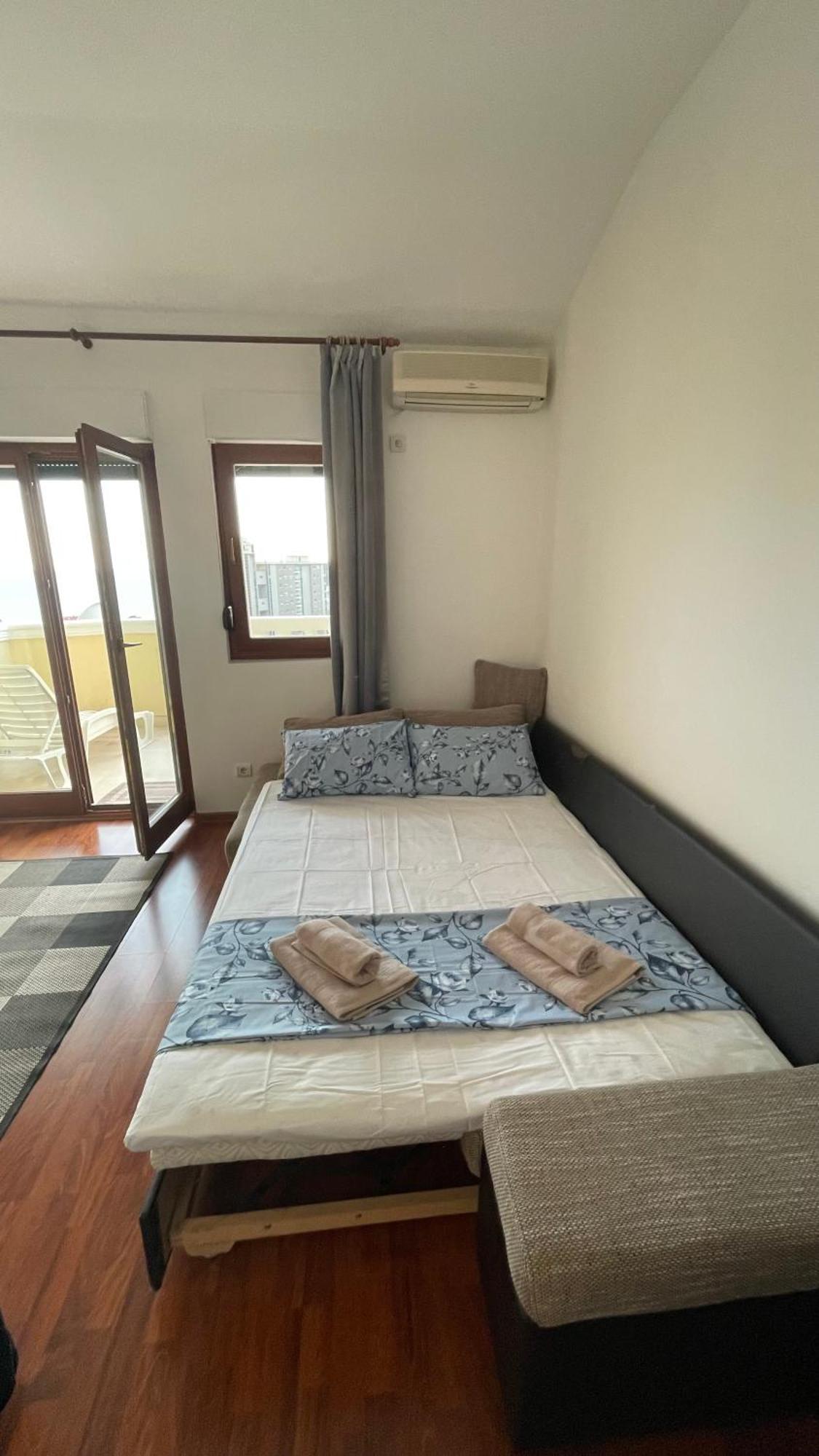 Petrovac Apartment Tatjana מראה חיצוני תמונה